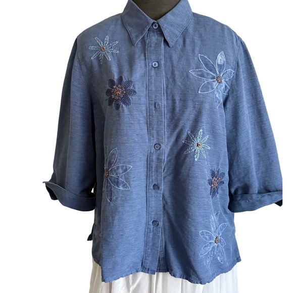 Alfred Dunner Tops - Alfred Dunner Petite‎ 16P Blue 100% Silk Floral Embroidered Beaded Button Up Top